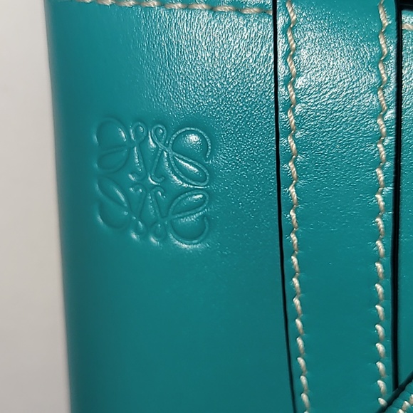 Loewe Gate Belt Bag MINI - Picture 4 of 12